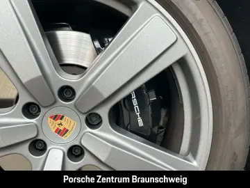 Cayenne E-Hybrid BOSE LED-Matrix  Panoramadach