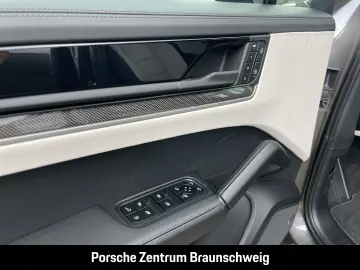 Cayenne E-Hybrid BOSE LED-Matrix  Panoramadach