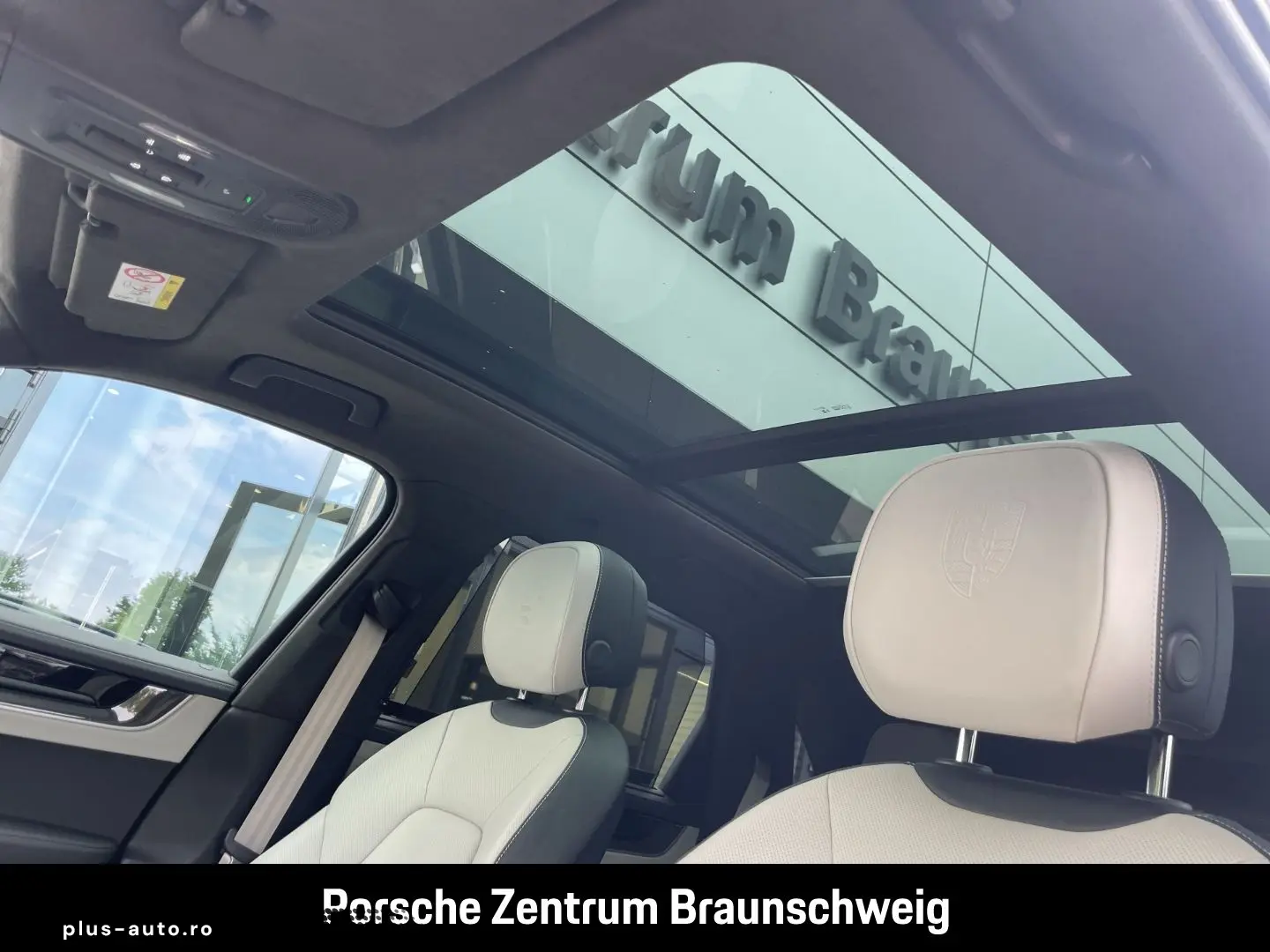 Cayenne E-Hybrid BOSE LED-Matrix  Panoramadach