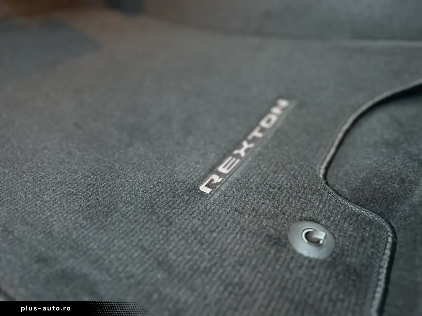 SsangYong REXTON G4 2.2 e-XDI 4WD Black Edition