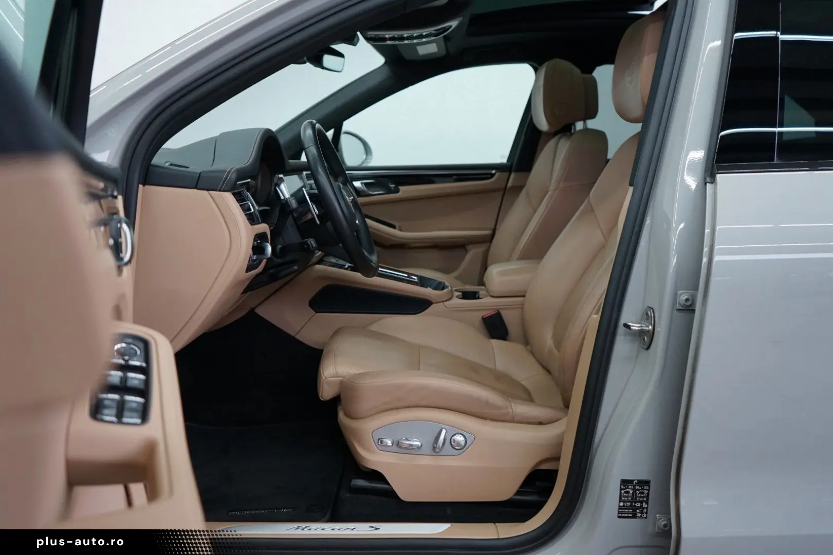 Macan S MY23 Kreide PANO SpAbgas Chrono ACC 14W