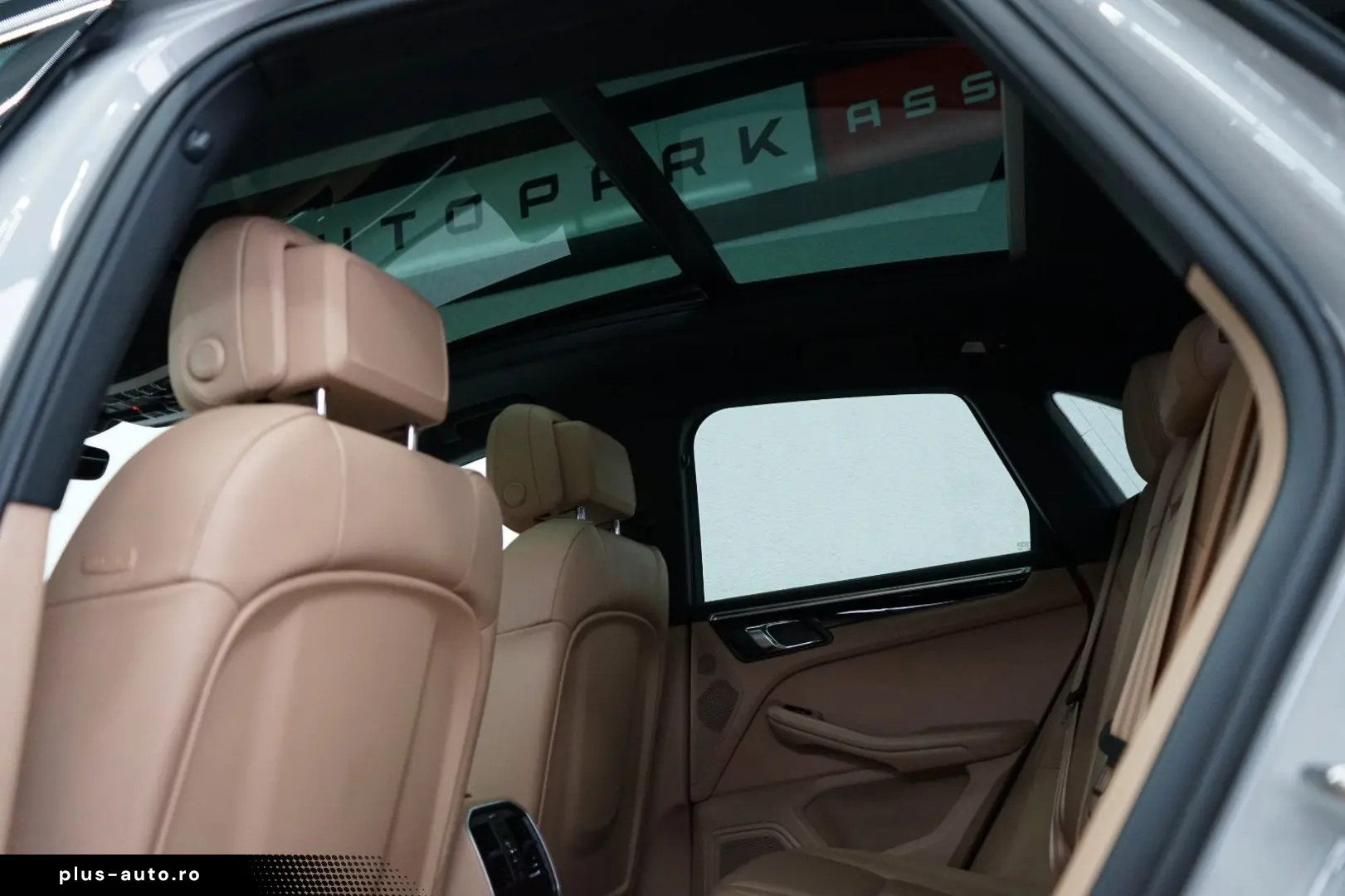 Macan S MY23 Kreide PANO SpAbgas Chrono ACC 14W