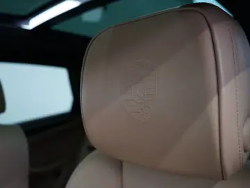 Macan S MY23 Kreide PANO SpAbgas Chrono ACC 14W