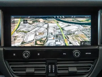 Macan SPORT-CHRONO 1.HAND SOUND-PACKAGE  PDK LED