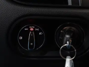 Macan SPORT-CHRONO 1.HAND SOUND-PACKAGE  PDK LED