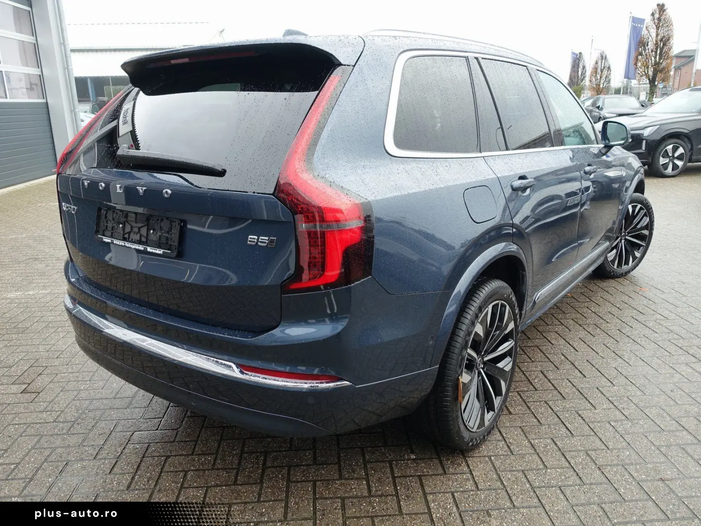 XC90 Plus Bright B5 AWD Mild-Hybrid PANO 360 KAM