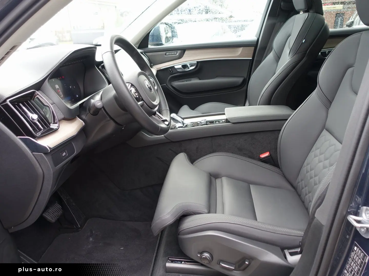 XC90 Plus Bright B5 AWD Mild-Hybrid PANO 360 KAM