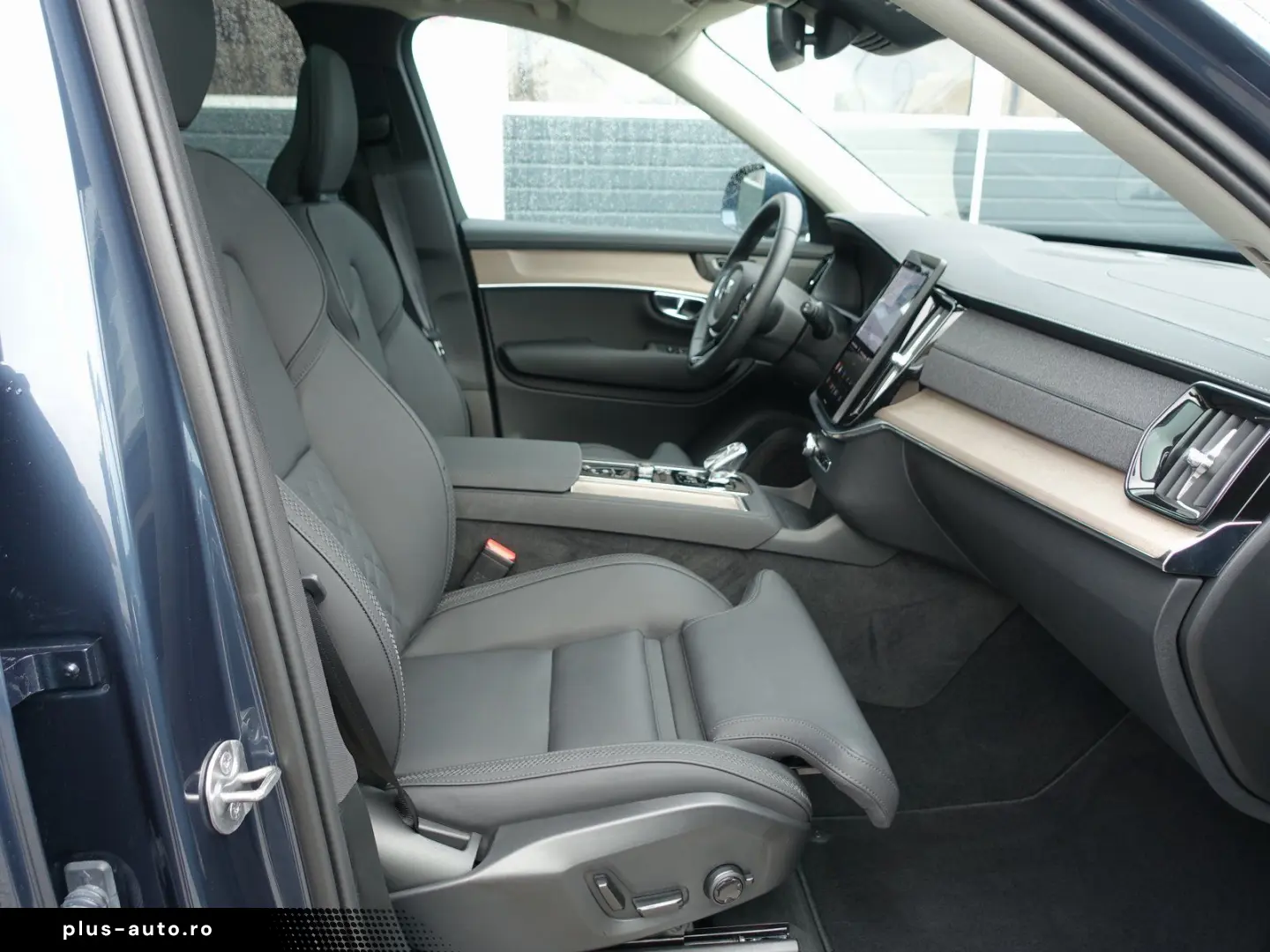 XC90 Plus Bright B5 AWD Mild-Hybrid PANO 360 KAM