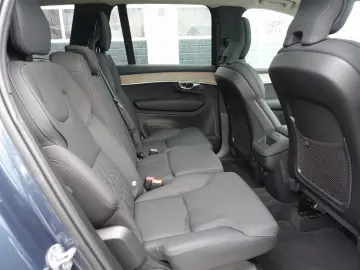 XC90 Plus Bright B5 AWD Mild-Hybrid PANO 360 KAM