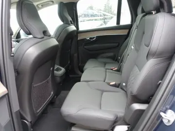 XC90 Plus Bright B5 AWD Mild-Hybrid PANO 360 KAM