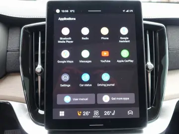 XC90 Plus Bright B5 AWD Mild-Hybrid PANO 360 KAM