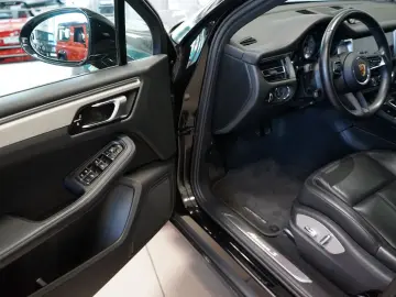 Macan S Facelift Pano AHK Sport-Chrono SHZ Leder