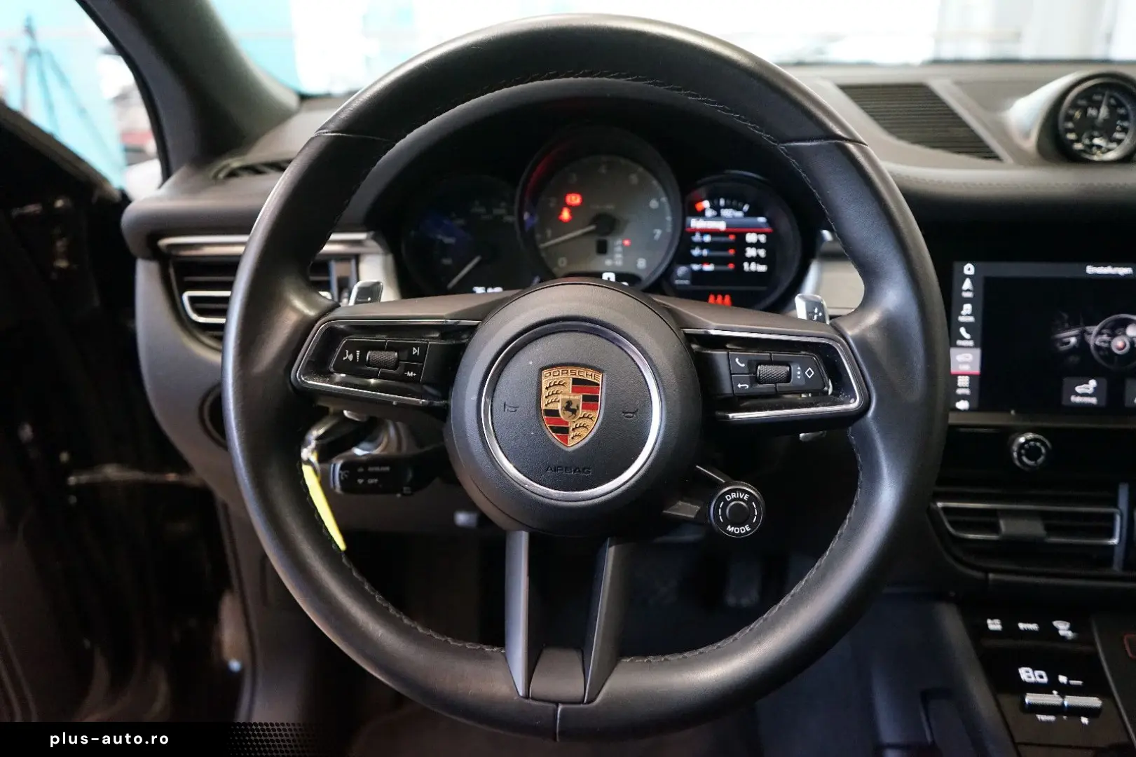 Macan S Facelift Pano AHK Sport-Chrono SHZ Leder