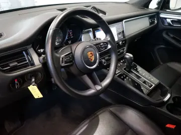 Macan S Facelift Pano AHK Sport-Chrono SHZ Leder