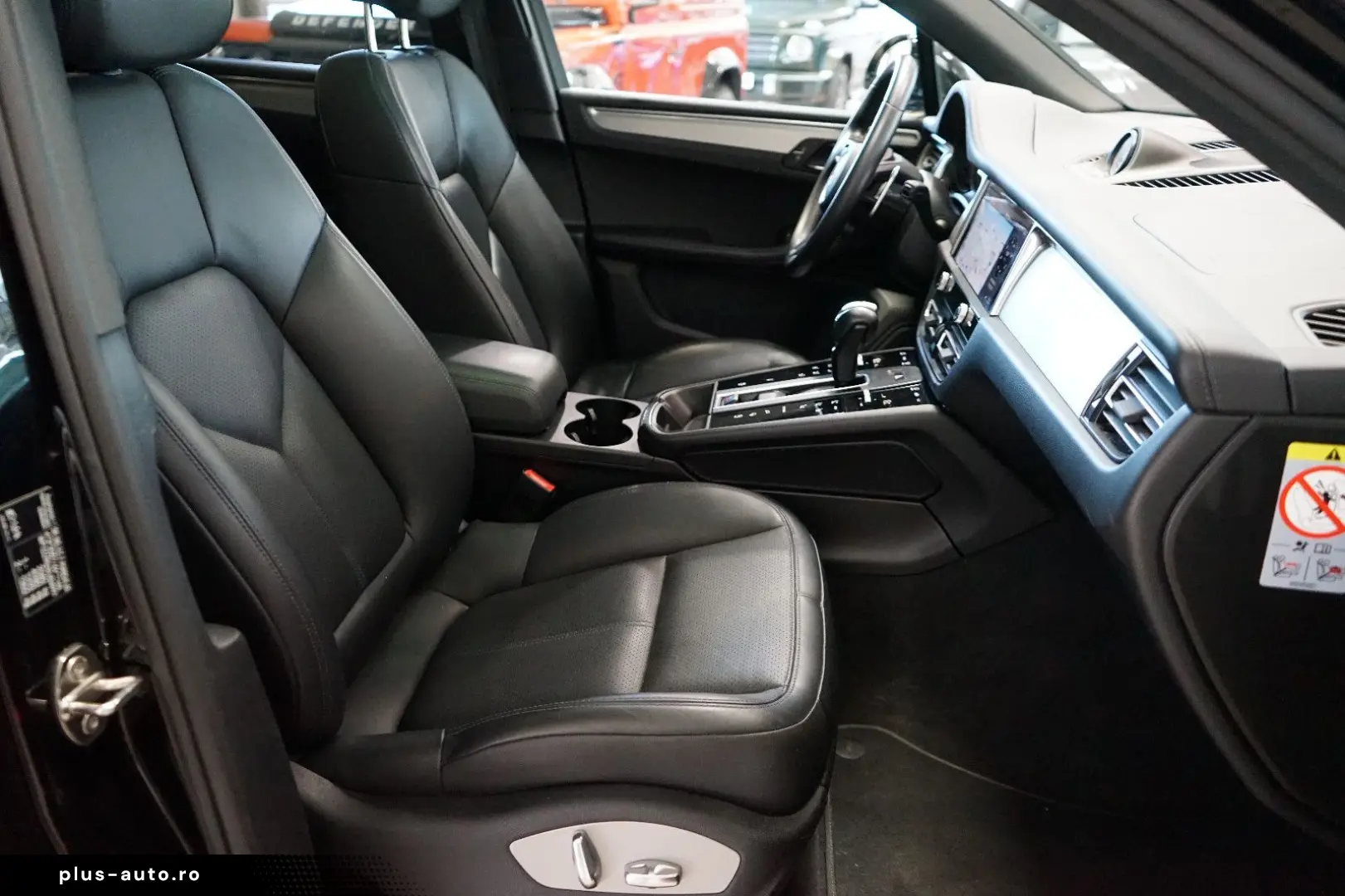 Macan S Facelift Pano AHK Sport-Chrono SHZ Leder