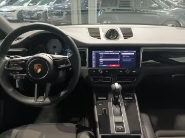 Macan S  LED Navi Kamera Sitzheiz Pano