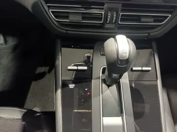 Macan S  LED Navi Kamera Sitzheiz Pano