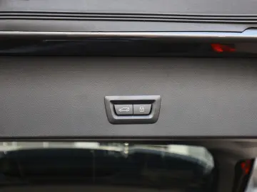 X3 xDrive 20d M-Sport AHK 360  LED ACC NAVI H K