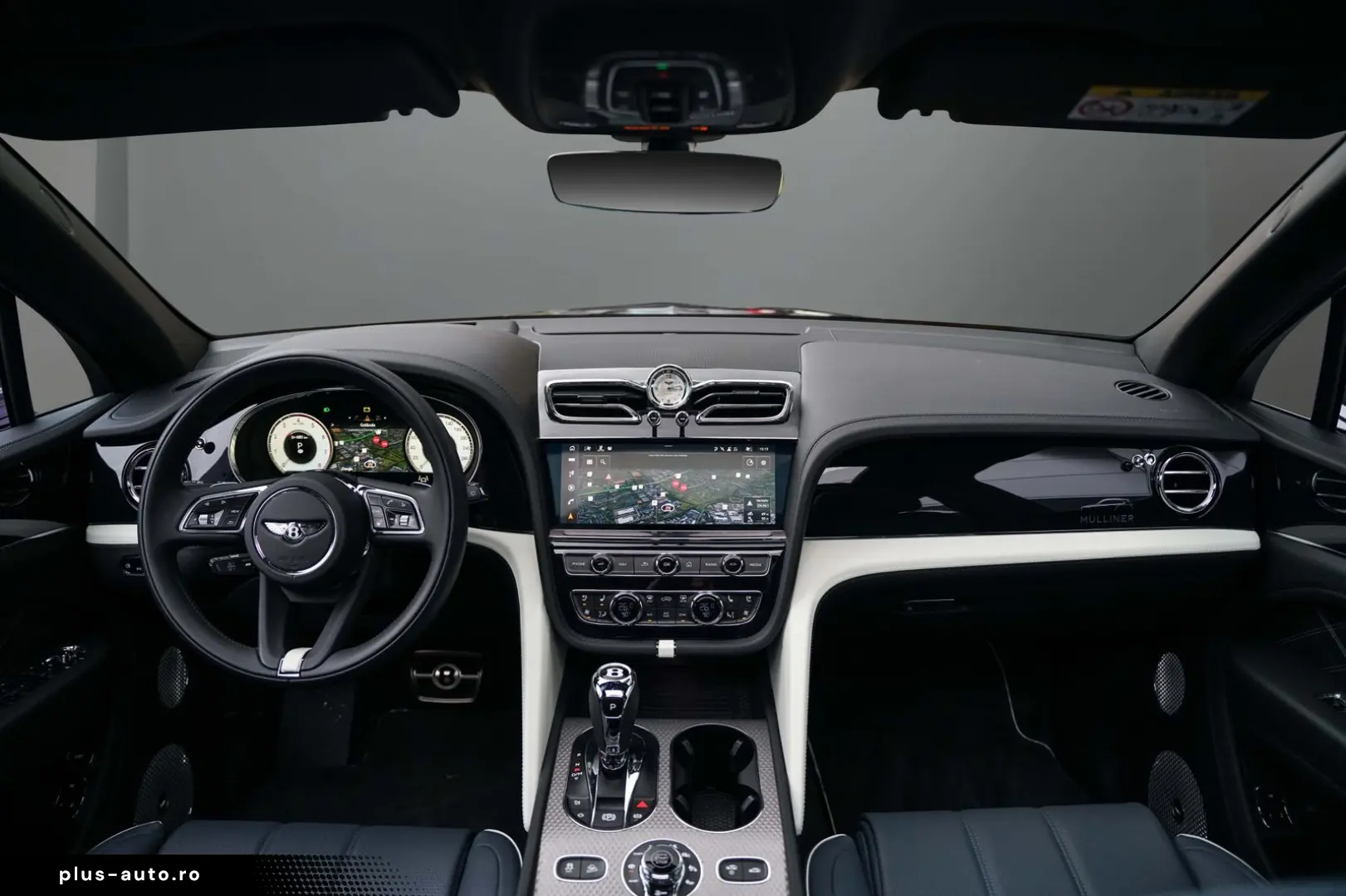 Bentayga EWB Mulliner V8