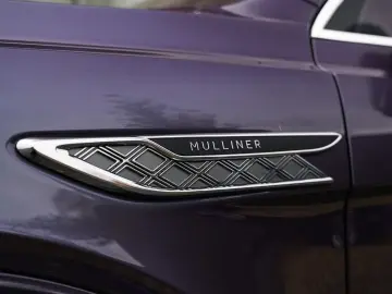 Bentayga EWB Mulliner V8