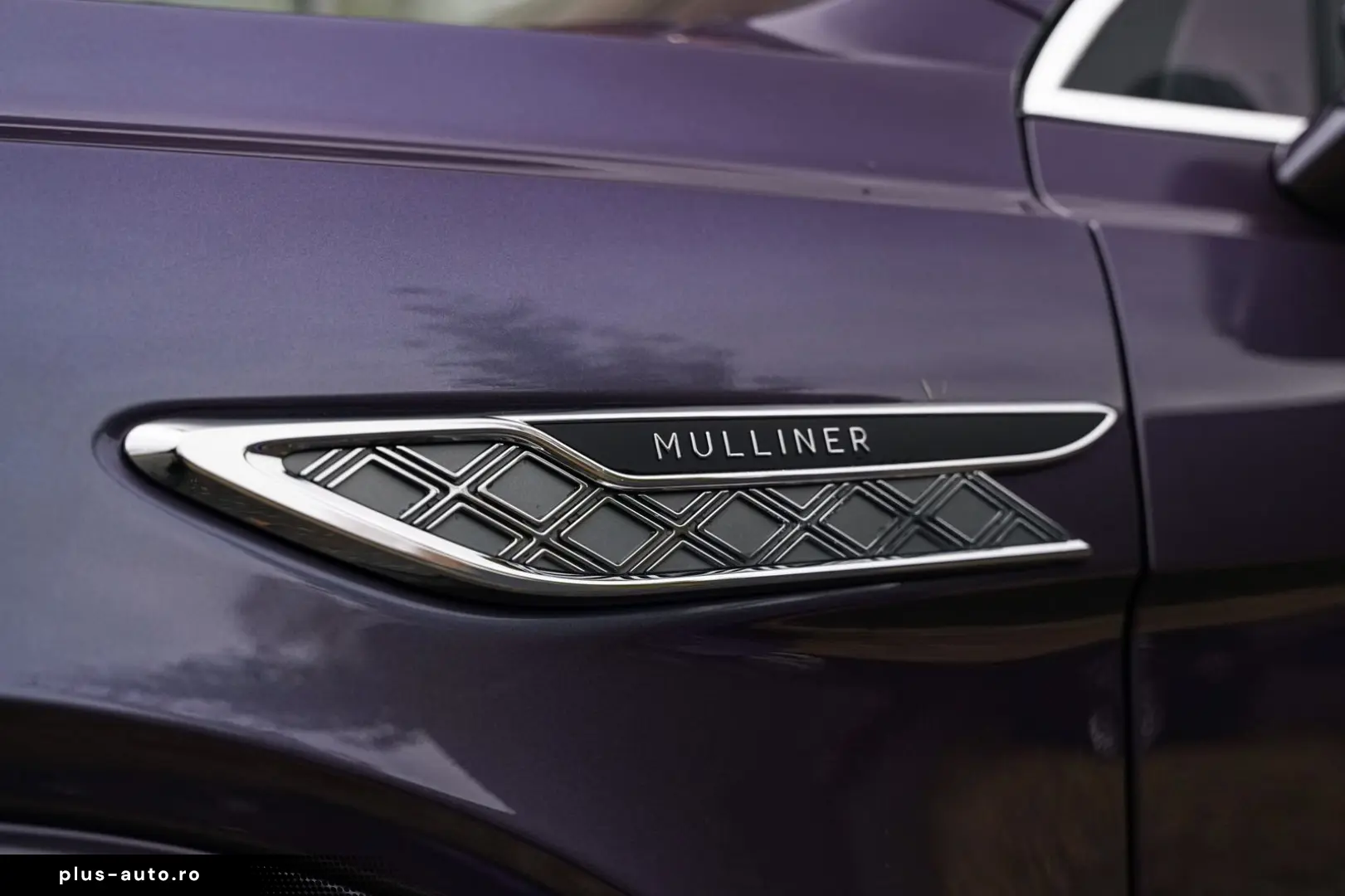 Bentayga EWB Mulliner V8