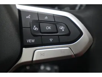 Volkswagen T-Roc 2.0 TDI DSG Navi AHK CAM ACC