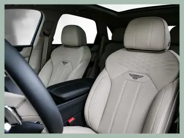 Bentayga V8 Azure    BENTLEY DÜSSELDORF