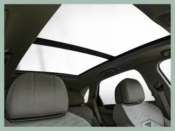 Bentayga V8 Azure    BENTLEY DÜSSELDORF