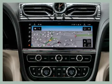 Bentayga V8 Azure    BENTLEY DÜSSELDORF