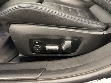 M340i xDrive Limousine Head-Up HiFi DAB Laser