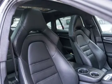 Porsche Panamera GTS