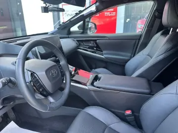 Toyota BZ4X 2025 - 204 CP  Full Electric