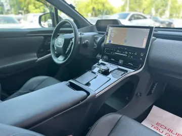 Toyota BZ4X 2025 - 204 CP  Full Electric