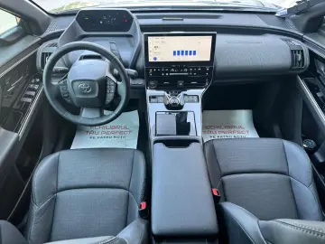 Toyota BZ4X 2025 - 204 CP  Full Electric