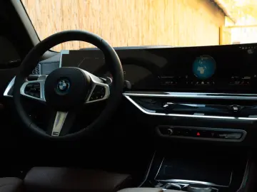 BMW X5 50e M SPORT.LUFTF.PANO.DR.ASS.PRO.360