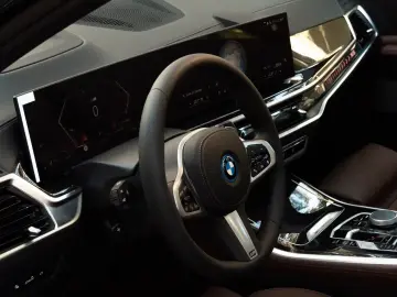 BMW X5 50e M SPORT.LUFTF.PANO.DR.ASS.PRO.360