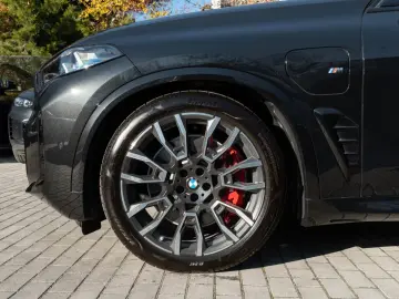 BMW X5 50e M SPORT.LUFTF.PANO.DR.ASS.PRO.360