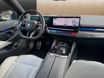 M5 Lim I Keramik-Bremse I Carbon Ext I M Driver