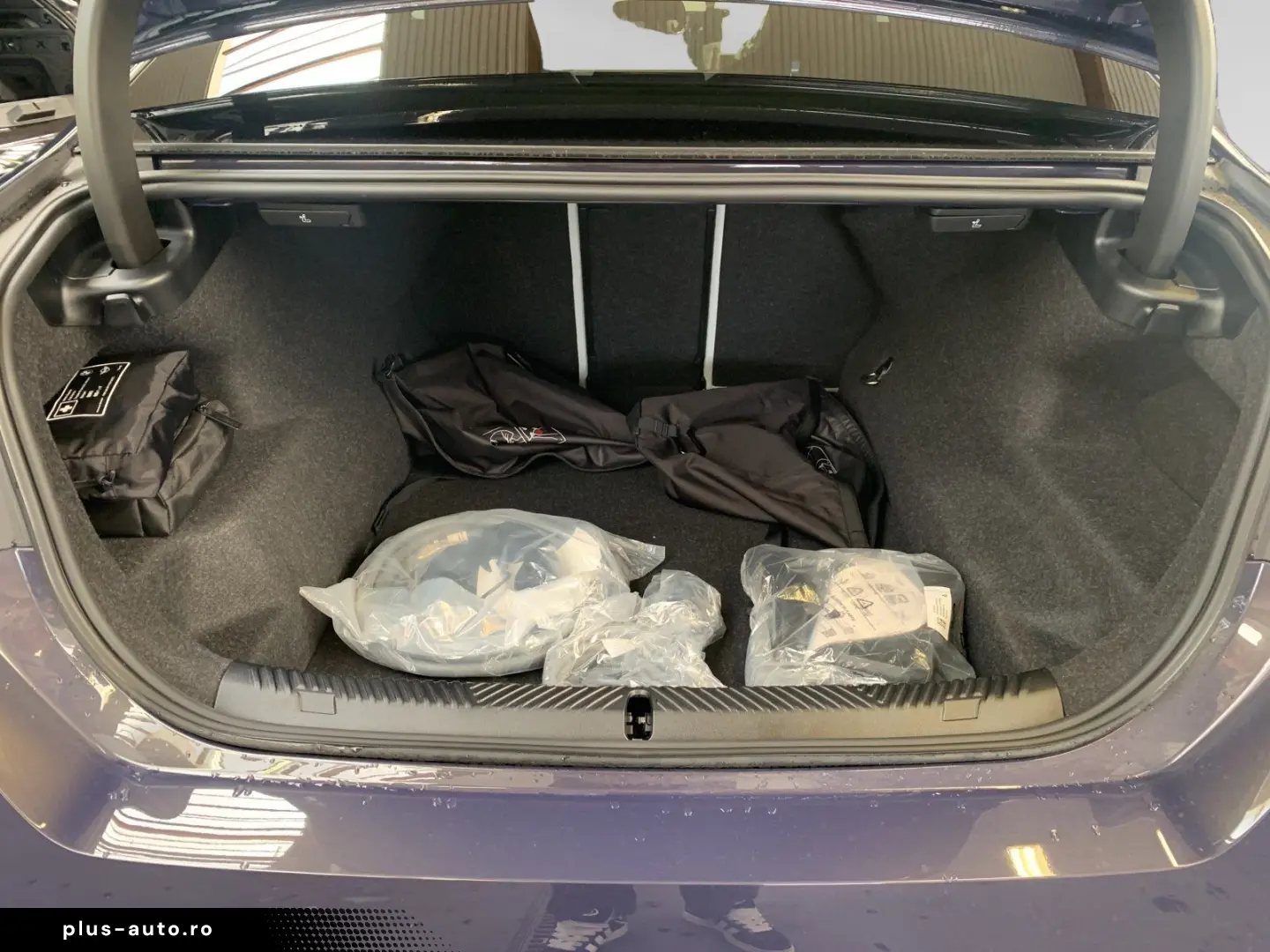 M5 Limousine Individuallack Sepia M-Drivers-Pack