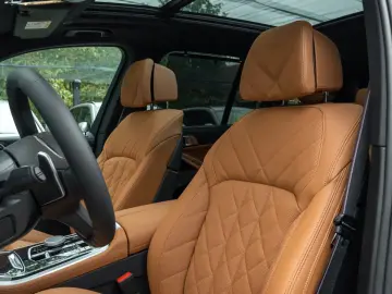 BMW X5 50e M Sport LUFTF.PANO.360 .H K.DR.ASS.