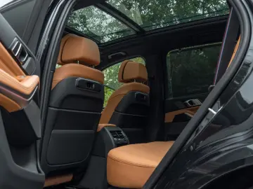 BMW X5 50e M Sport LUFTF.PANO.360 .H K.DR.ASS.