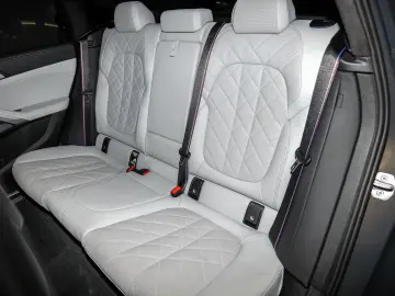 X6 M60i xDrive M Sport PANO ACC RFK NAVI LED LM