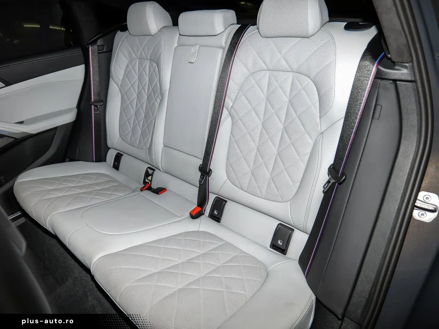 X6 M60i xDrive M Sport PANO ACC RFK NAVI LED LM