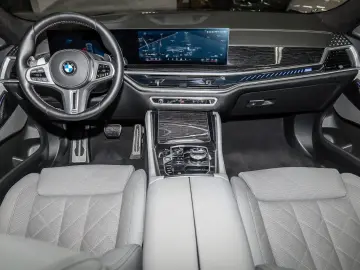 X6 M60i xDrive M Sport PANO ACC RFK NAVI LED LM