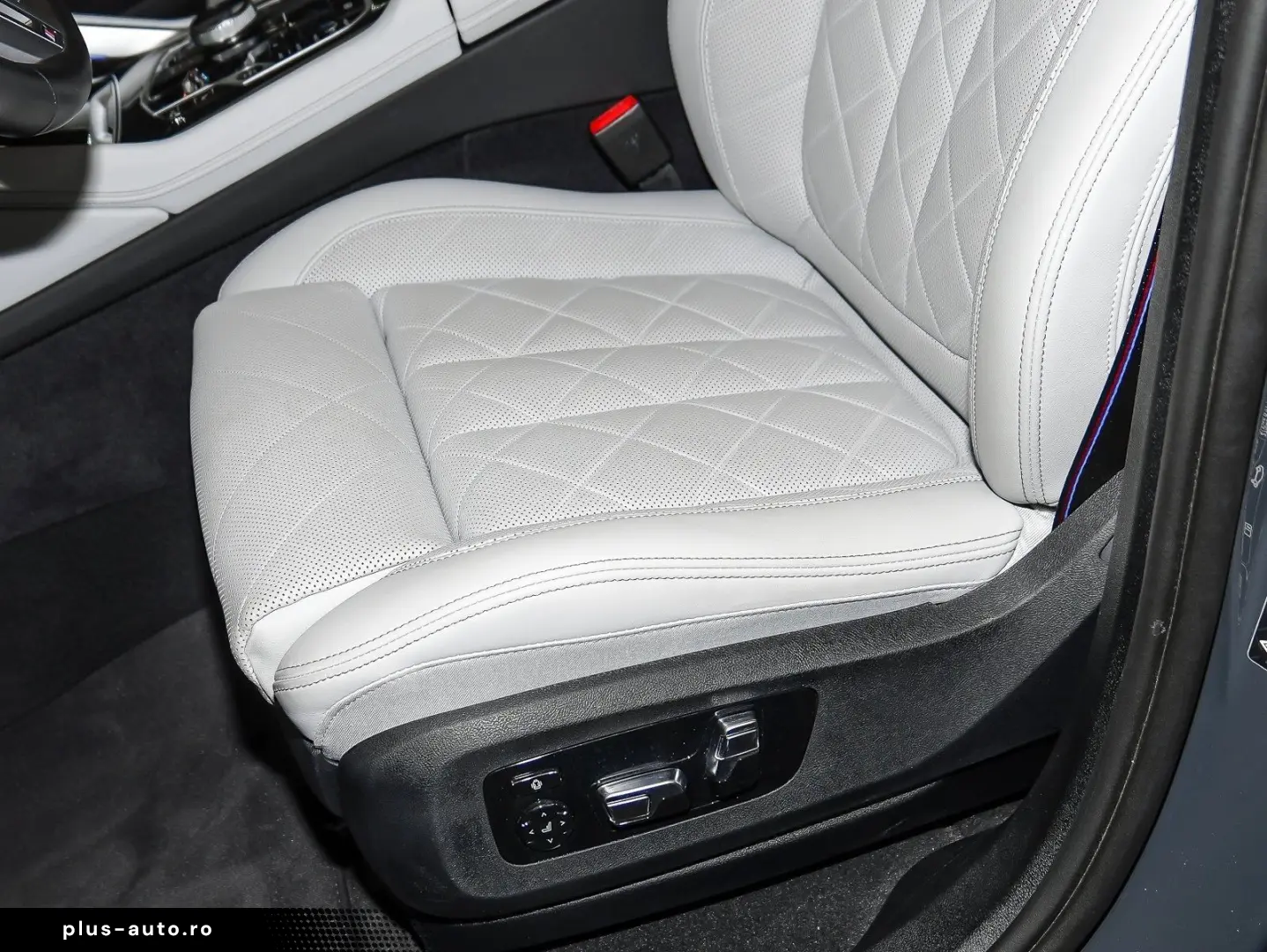 X6 M60i xDrive M Sport PANO ACC RFK NAVI LED LM