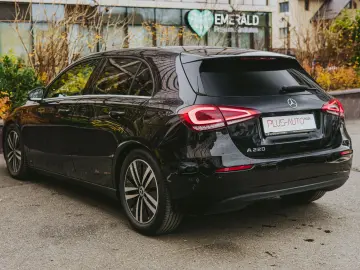 Mercedes Benz A220