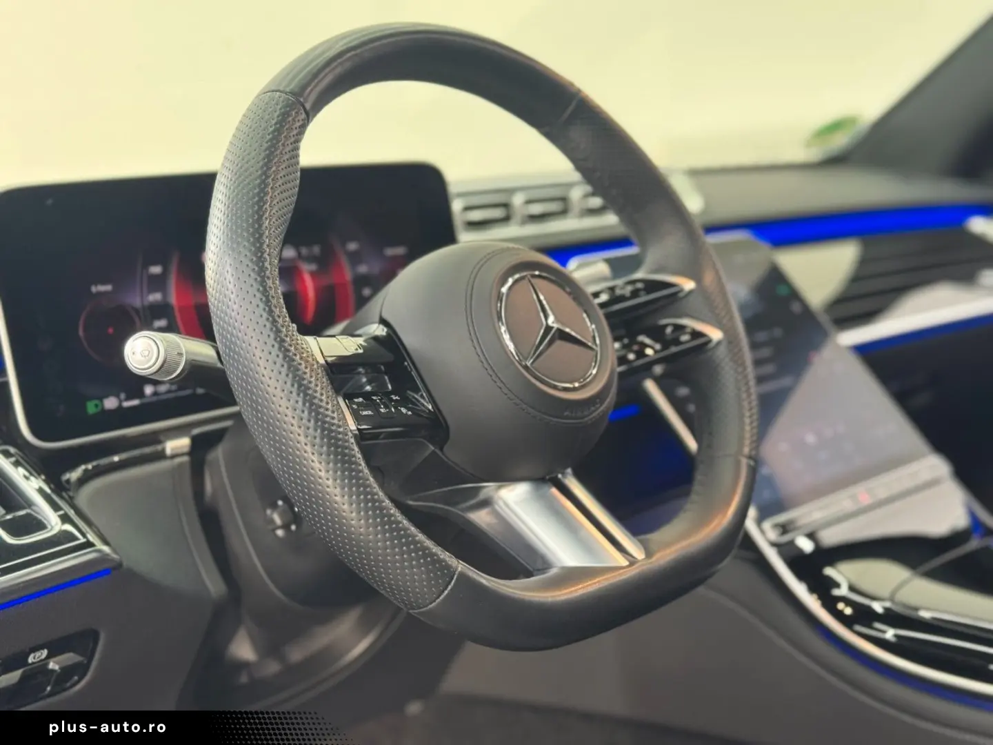 S 400 d L 4Matic AMG LED PANO HUD DISTR 360 21