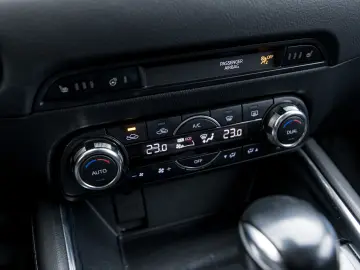 Mazda CX5 Revolution Top