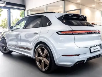 Porsche Cayenne Masaj E-Hybrid Burmester SportDesign