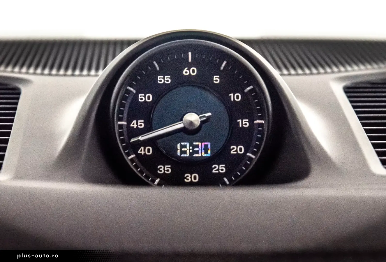 Porsche Cayenne Masaj E-Hybrid Burmester SportDesign